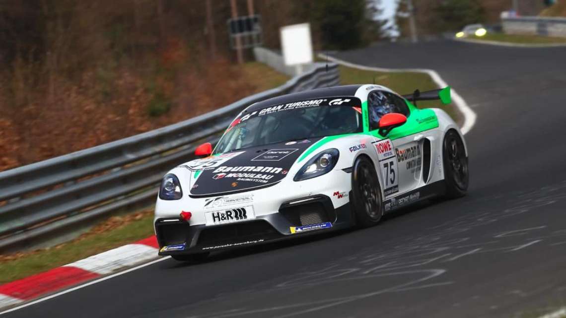 Aufholjagd beim ersten NLS Lauf am Nürburgring