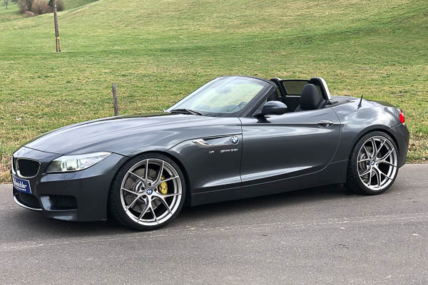 schmickler-z4-e89-roadster-topdown.jpg